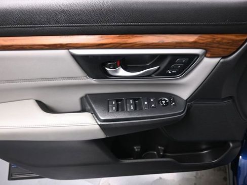 Used 2020 Honda CR-V Touring image 13