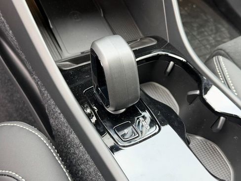 New 2026 Volvo EX40 Plus w/ Climate Package image 19