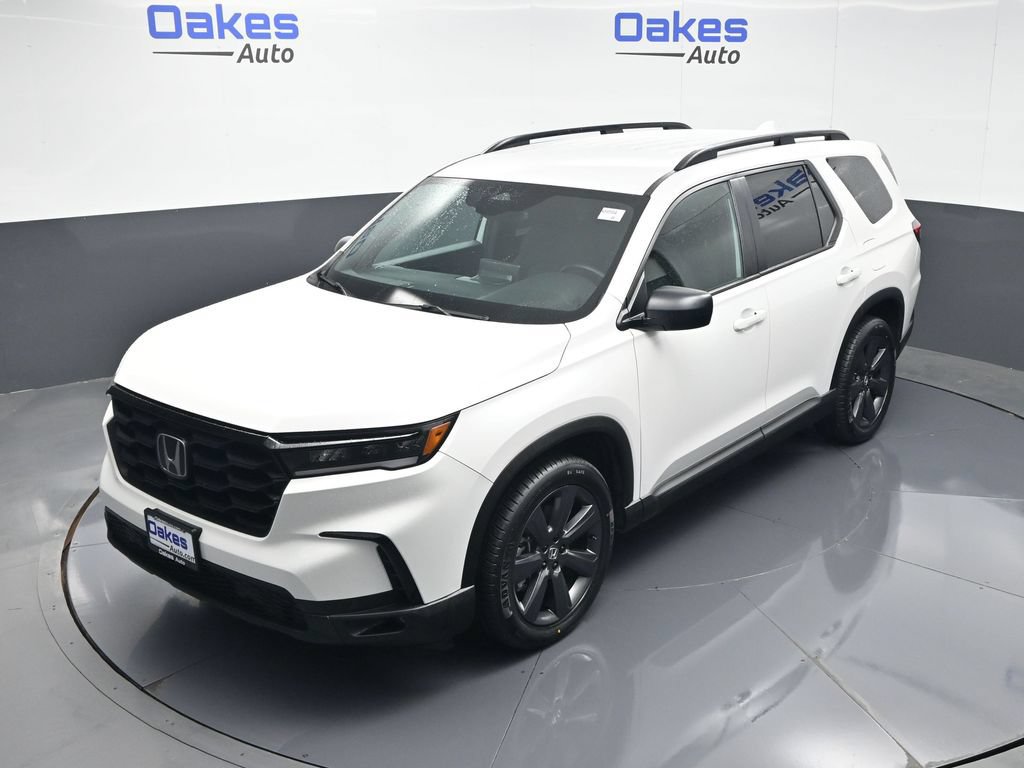 Used 2025 Honda Pilot Sport image 46
