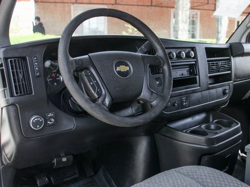 Used 2012 Chevrolet Express 2500 w/ Power Package image 22