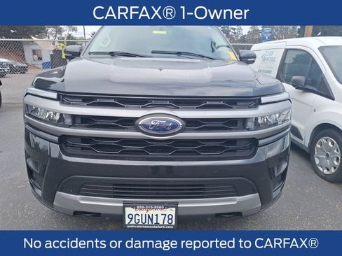 Used 2023 Ford Expedition Max XLT AWD/4WD image 3