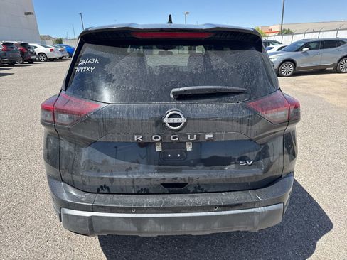 Used 2024 Nissan Rogue SV FWD image 6