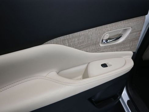 Used 2022 Nissan Murano SV image 15