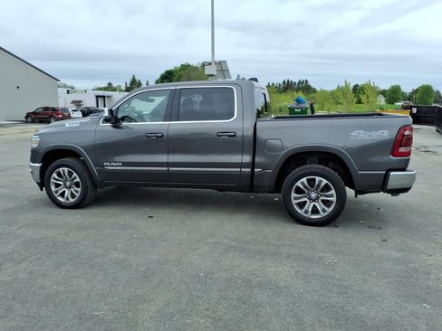 Used 2024 RAM 1500 Limited w/ Off Road Group AWD/4WD image 8