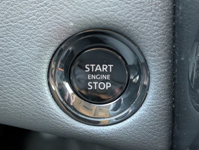 Used 2025 Nissan Armada SV RWD image 23