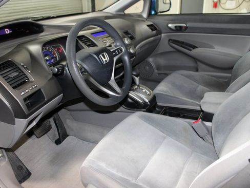 Used 2010 Honda Civic LX image 18