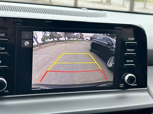 Used 2025 Kia Seltos LX image 25