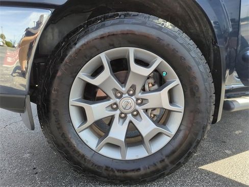 Certified 2019 Nissan Frontier SL image 46