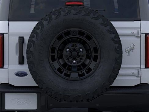 New 2026 Ford Bronco Badlands image 24