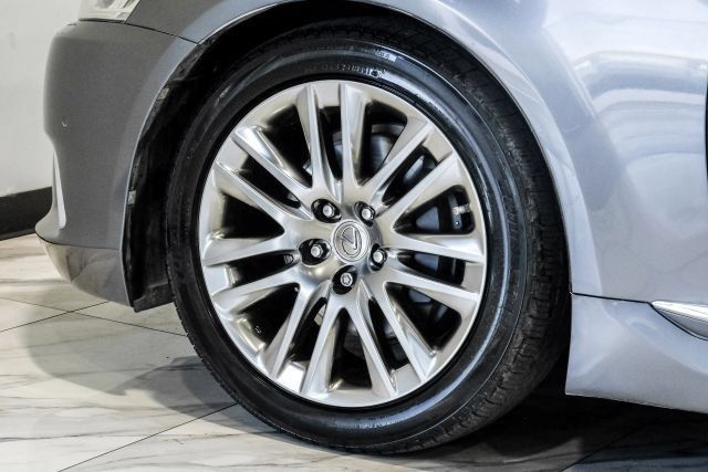 Used 2017 Lexus LS 460 w/ Comfort Package RWD image 64