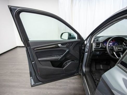 Used 2020 Audi Q5 2.0T Premium Plus w/ Premium Plus Package image 16