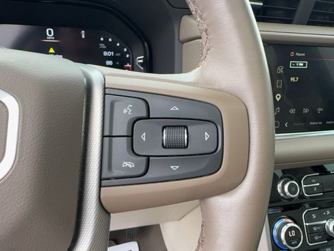 Certified 2023 GMC Yukon XL Denali w/ Denali Reserve Package AWD/4WD image 26