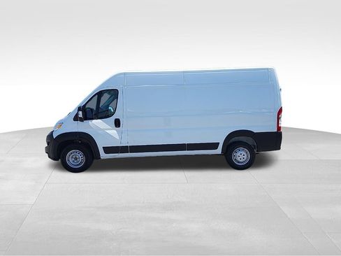 Used 2024 RAM ProMaster 2500 w/ Convenience Group FWD image 15