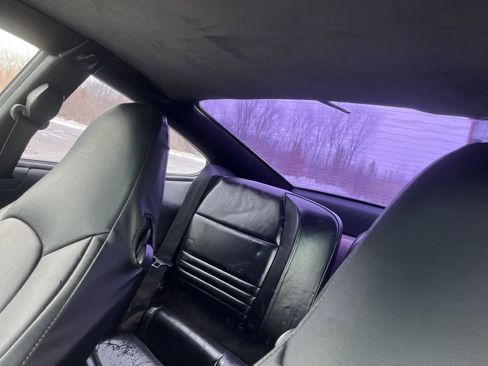 Used 2000 Porsche 911 Carrera 4 image 14