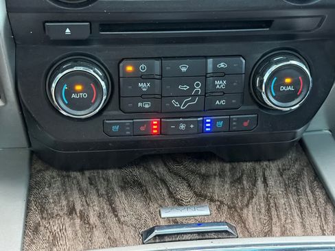 Used 2018 Ford F350 Lariat w/ Lariat Ultimate Package image 22