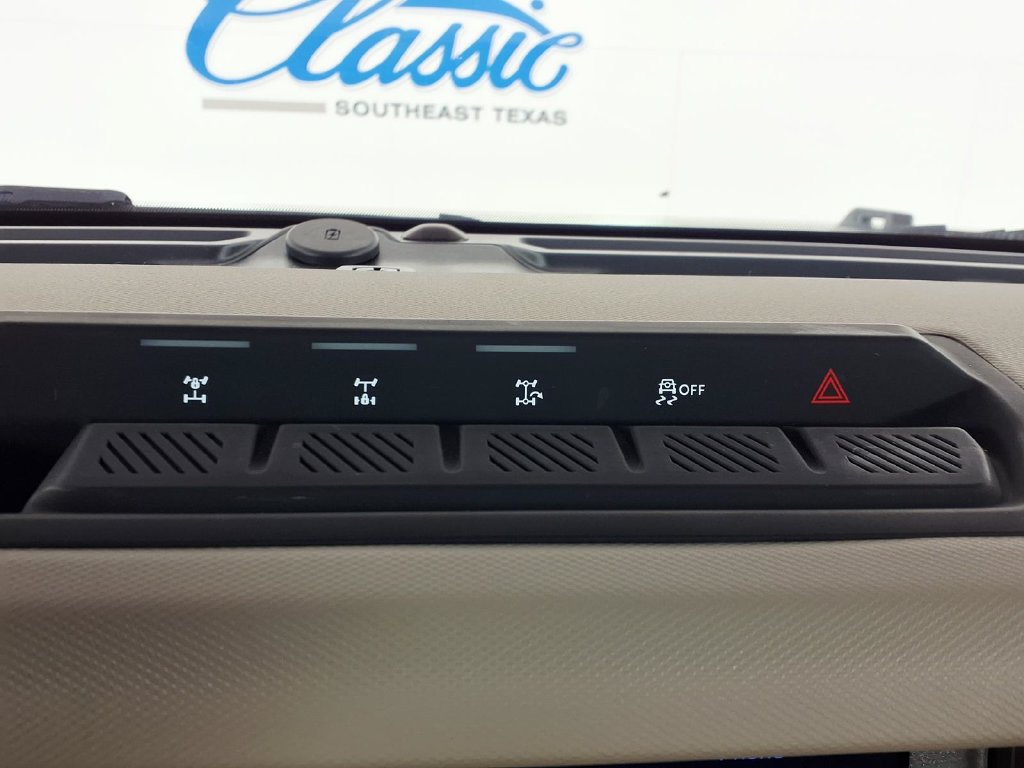 Used 2024 Ford Bronco Wildtrak AWD/4WD image 23