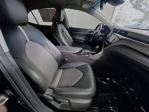 Used 2019 Toyota Camry SE w/ Convenience Package image 31