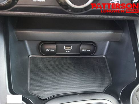 Used 2024 Kia Soul LX w/ Option Group 015 FWD image 8