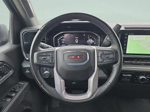 Used 2025 GMC Sierra 1500 SLT AWD/4WD image 8