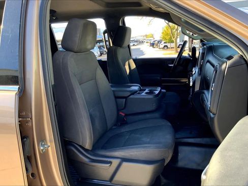 Used 2023 GMC Sierra 2500 SLE w/ X31 Off-Road Package image 8