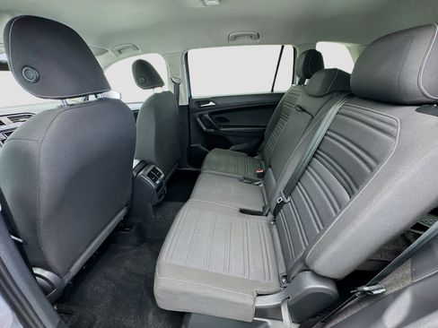 Used 2022 Volkswagen Tiguan S image 15