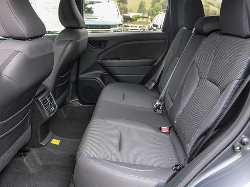 Certified 2025 Subaru Forester Premium AWD/4WD image 18