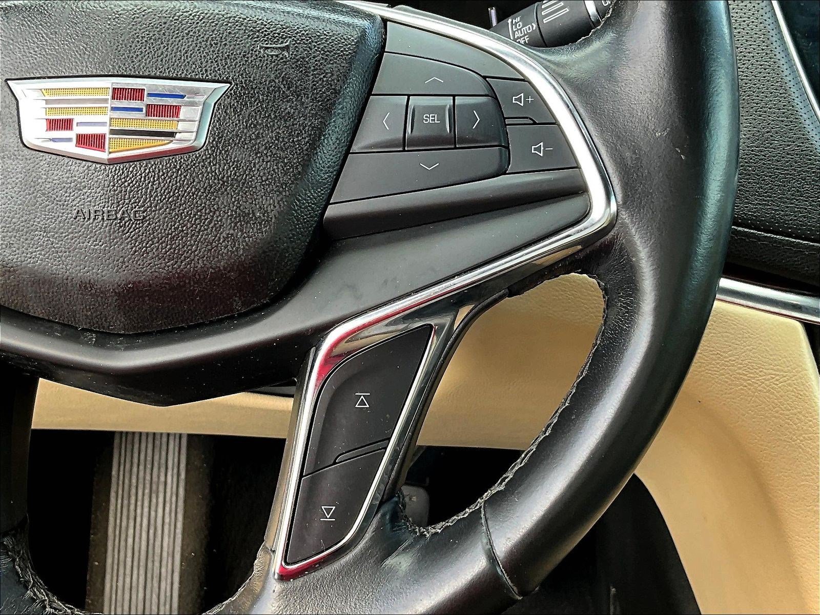 Used 2018 Cadillac XT5 Luxury FWD image 12