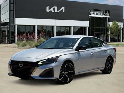 Used 2025 Nissan Altima 2.5 SR