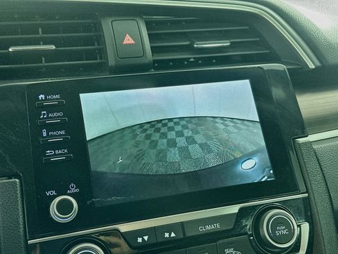 Used 2019 Honda Civic EX image 21