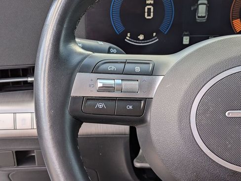Used 2024 Hyundai Kona SEL AWD/4WD image 19