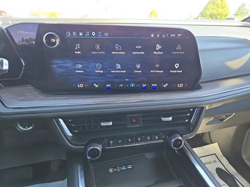 Used 2025 Chevrolet Tahoe Z71 AWD/4WD image 24