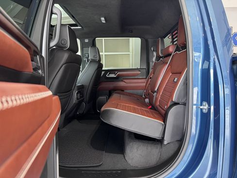 Certified 2024 GMC Sierra 2500 Denali Ultimate w/ Snow Plow Prep/Camper Package AWD/4WD image 13