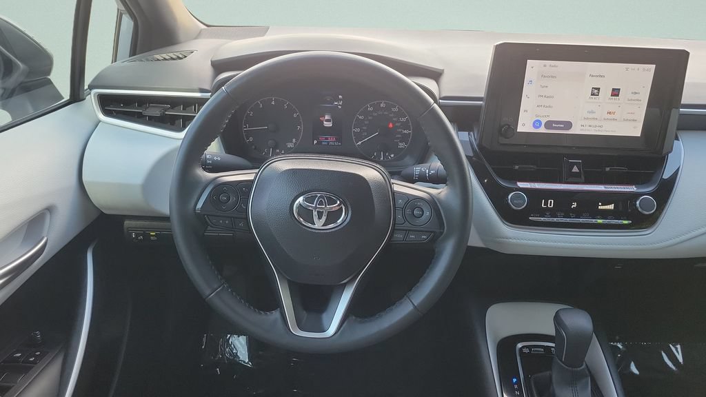 Certified 2025 Toyota Corolla SE FWD image 12