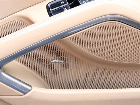 Used 2013 Porsche 911 Carrera 4S image 43