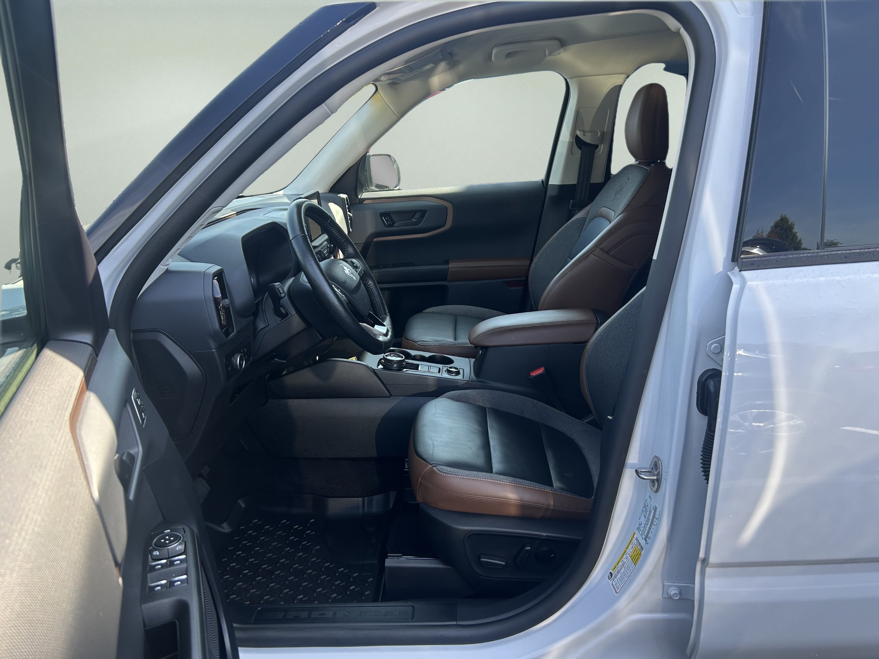 Used 2023 Ford Bronco Sport Outer Banks AWD/4WD image 9