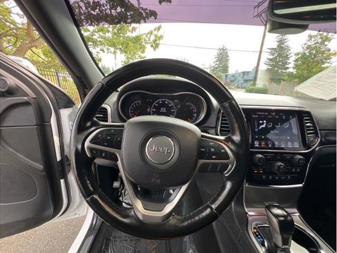 Used 2020 Jeep Grand Cherokee Limited w/ Luxury Group II image 8