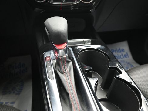 Used 2025 Chevrolet Trax RS w/ Driver Confidence Package image 18