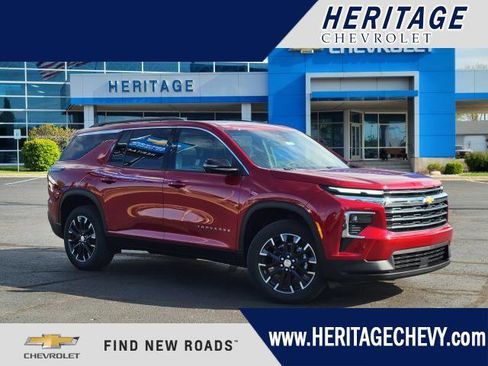 New 2026 Chevrolet Traverse LT w/ Sun and Wheel Package AWD/4WD image 1