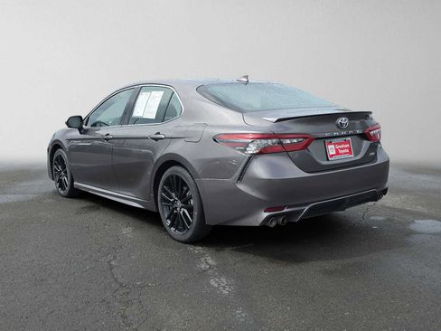 Used 2024 Toyota Camry XSE FWD image 6