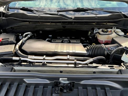 Used 2023 Chevrolet Silverado 1500 Custom Trail Boss image 10