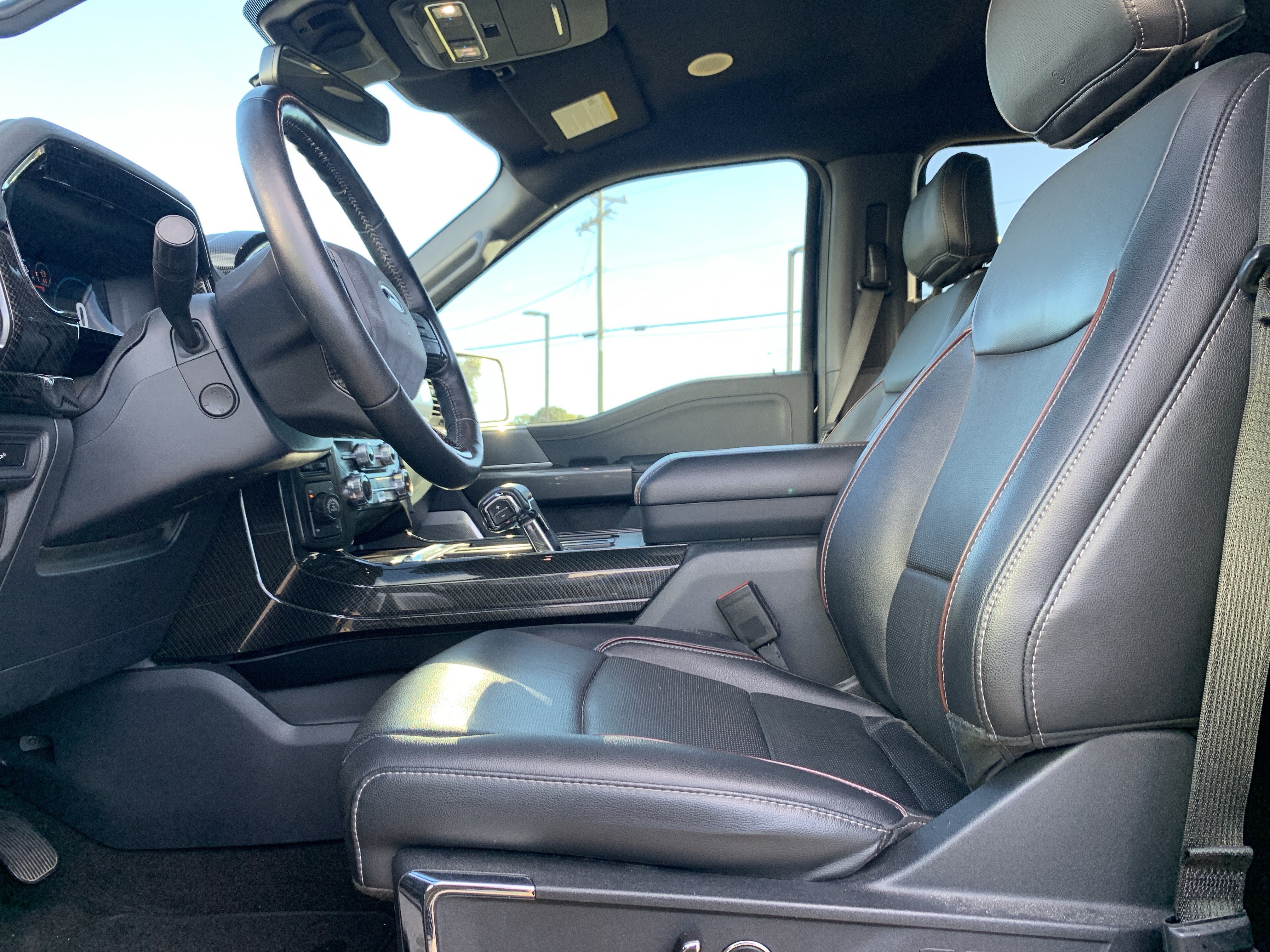 Used 2022 Ford F150 Lariat w/ Equipment Group 502A High AWD/4WD image 16