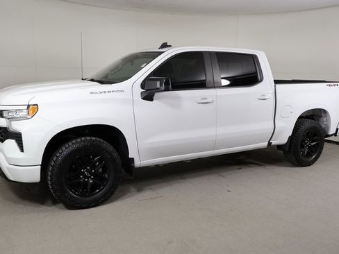 Used 2024 Chevrolet Silverado 1500 RST w/ Convenience Package II image 10