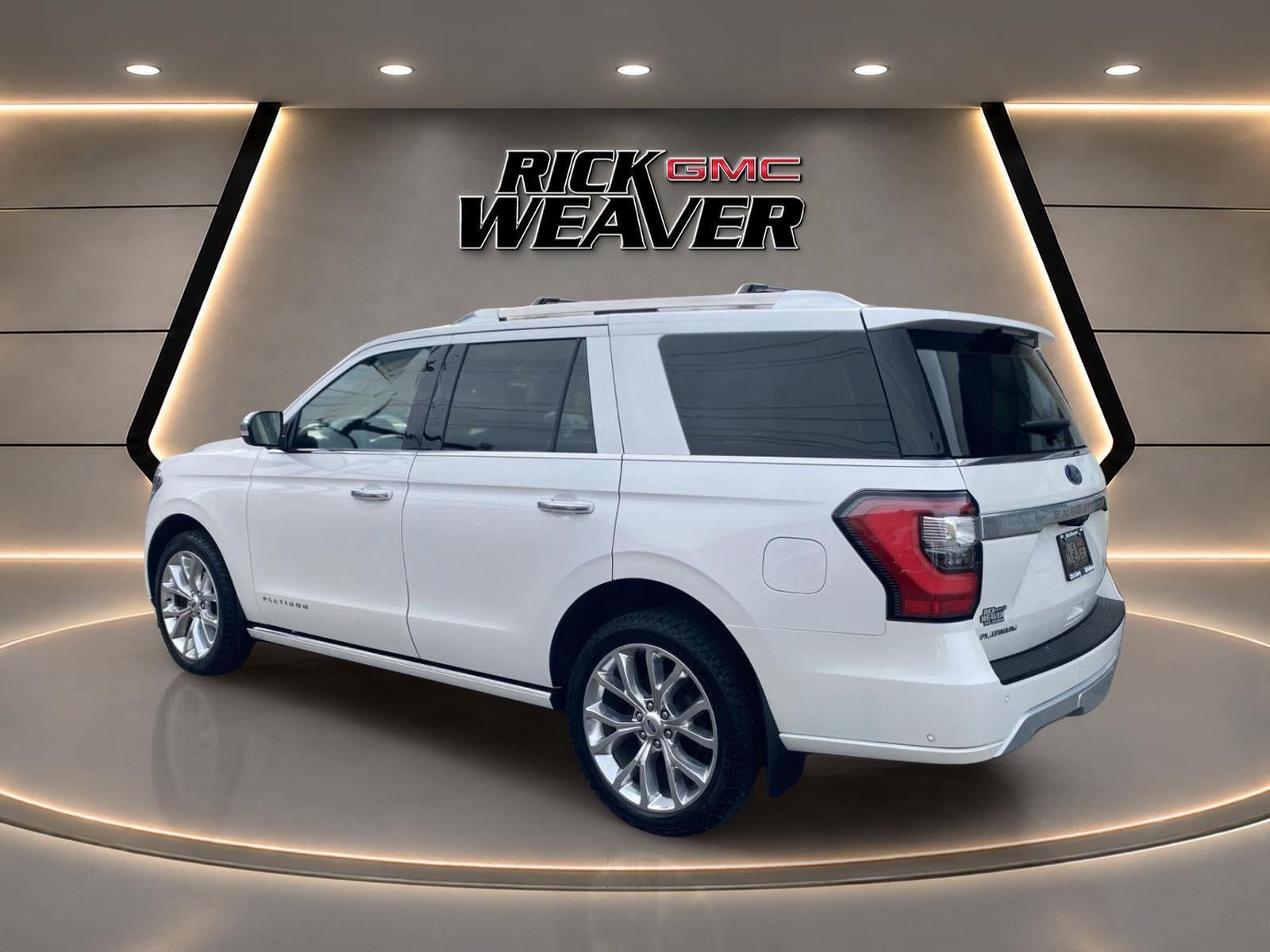 Used 2019 Ford Expedition Platinum AWD/4WD image 3