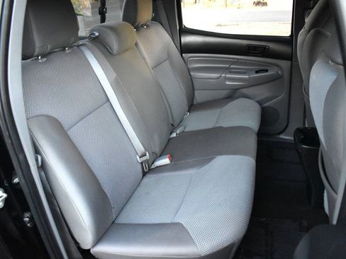 Used 2015 Toyota Tacoma 4x4 Double Cab w/ TRD Off-Road Package image 55