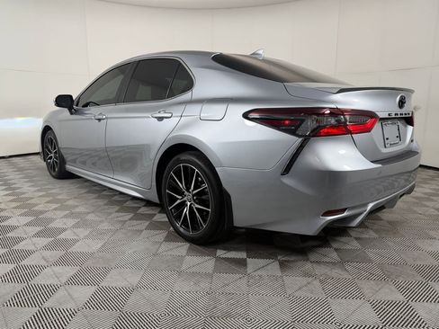 Used 2024 Toyota Camry SE w/ Audio Upgrade Package FWD image 3