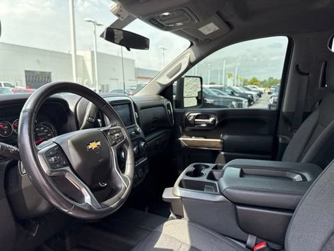 Used 2021 Chevrolet Silverado 2500 LT w/ Convenience Package AWD/4WD image 13