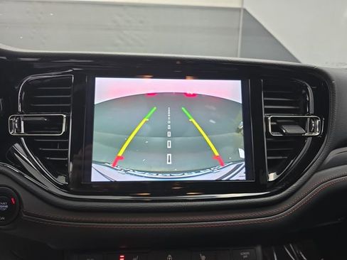Used 2025 Dodge Durango GT image 31