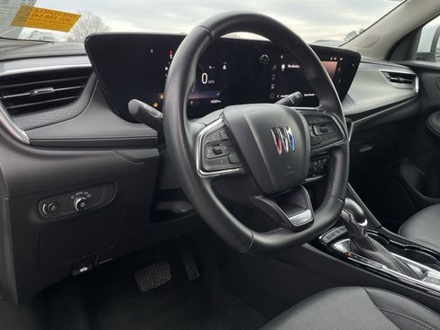 Used 2024 Buick Encore GX Sport Touring image 10