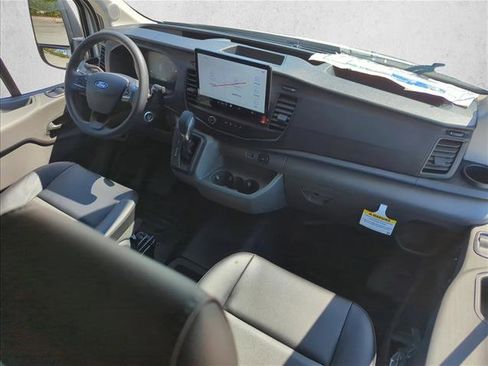 New 2026 Ford Transit 250 148 Medium Roof image 19