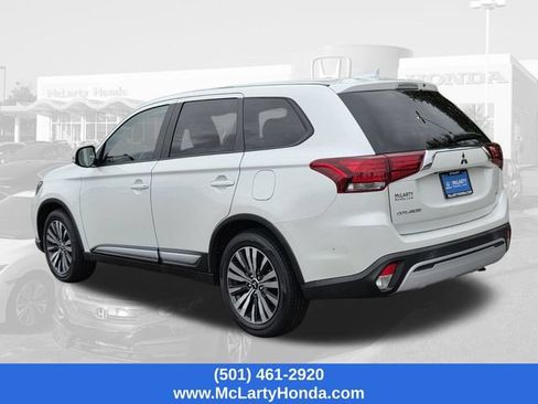 Used 2020 Mitsubishi Outlander SE FWD image 3
